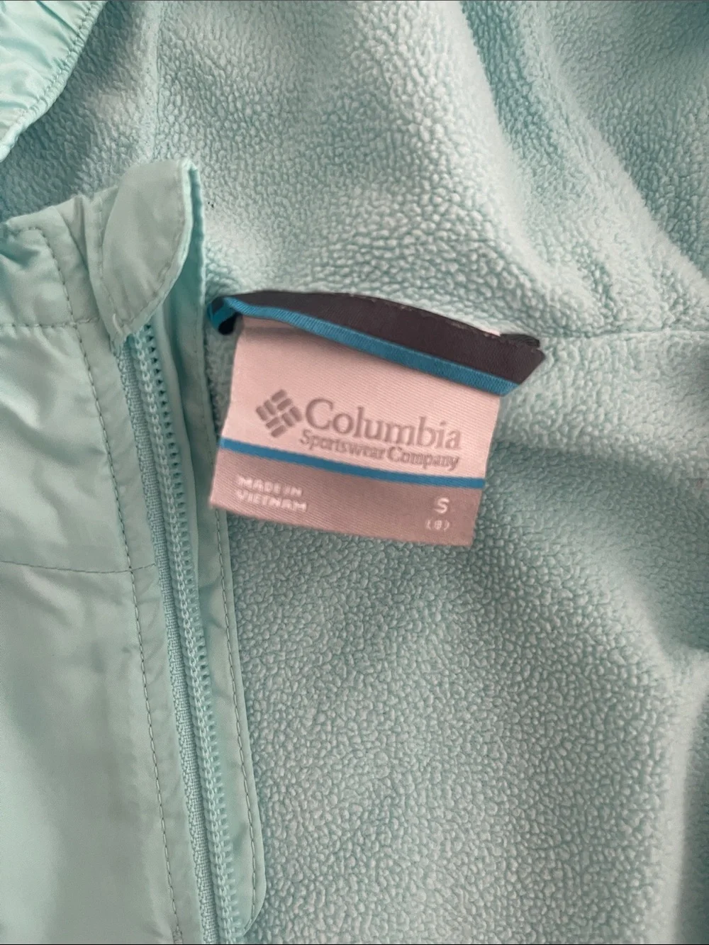 Columbia hooded windbreaker